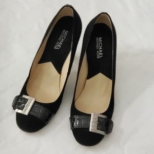 Micheal kors buckle Suede heels size 8.5